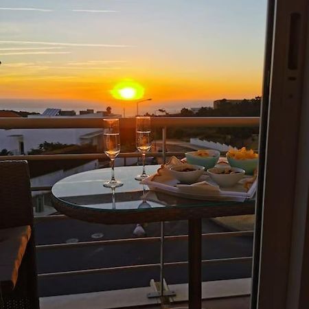 Amazing Lodge By The Ocean - Fully Equipped! Ericeira Ngoại thất bức ảnh