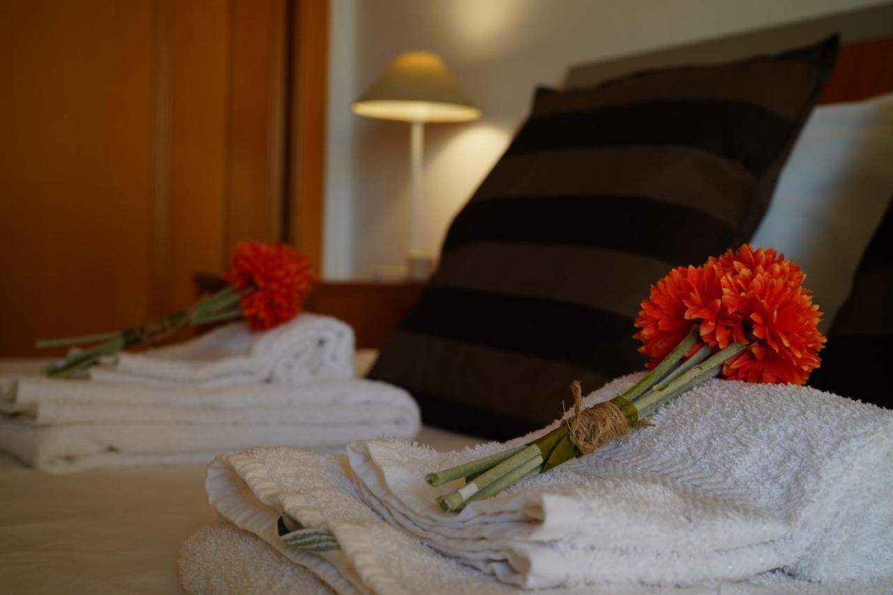 Amazing Lodge By The Ocean - Fully Equipped! Ericeira Ngoại thất bức ảnh
